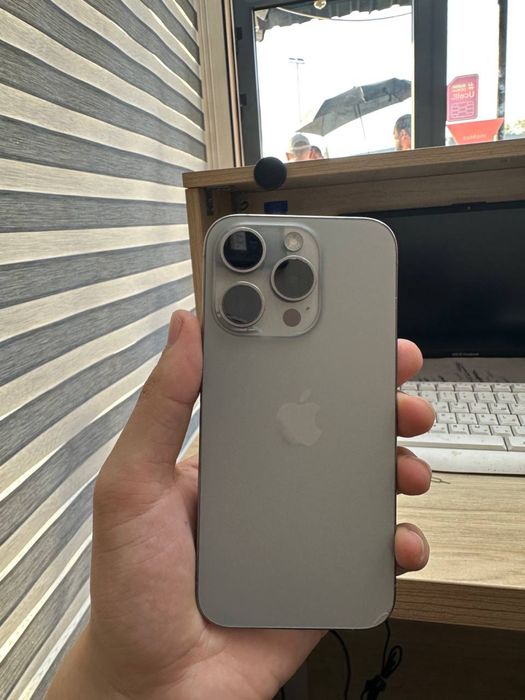 Iphone 15 pro 256 gb
