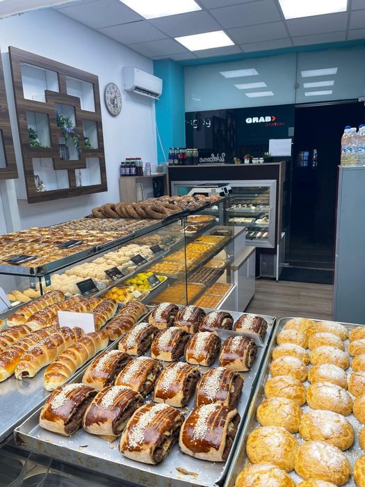 ЕКСКЛУЗИВНО ПРЕДЛОЖЕНИЕ: Продажба на разработена сладкарница