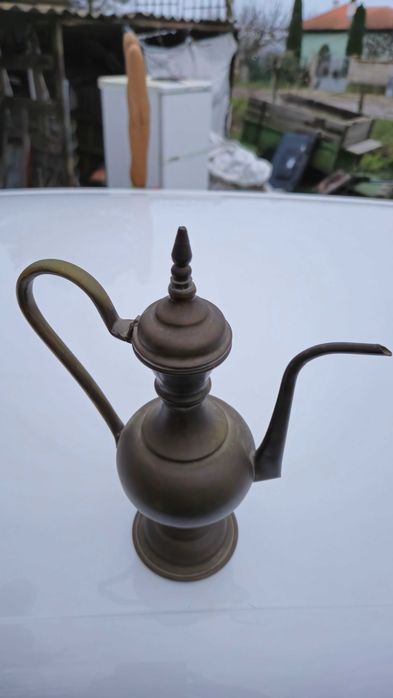 Старинна месингова джезве/каничка