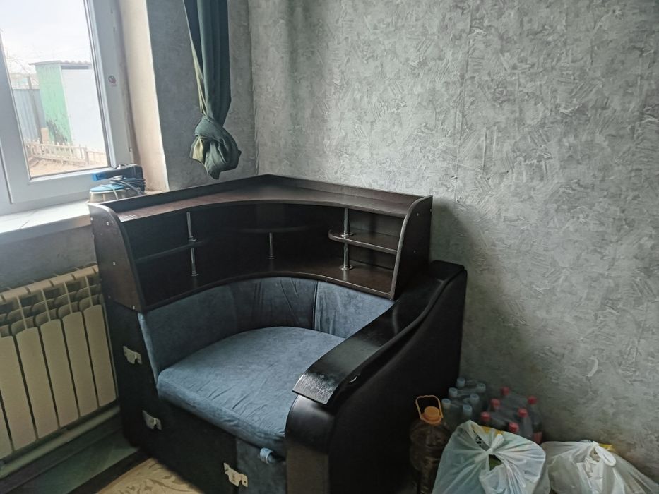 Диван Сатылады Жақдайы Жақсы,