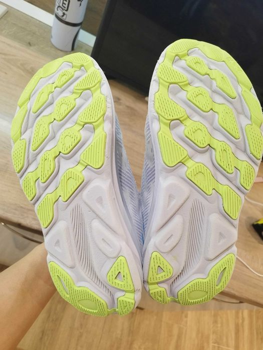 Маратонки за бягане HOKA Clifton 9
