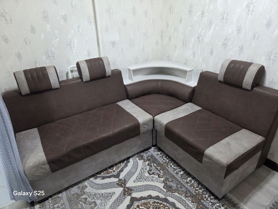 Продается уголок