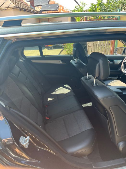 Mercedes Benz C200