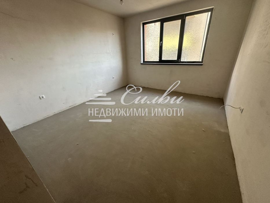 Тристаен апартамент НОВО строителство - кв.Център