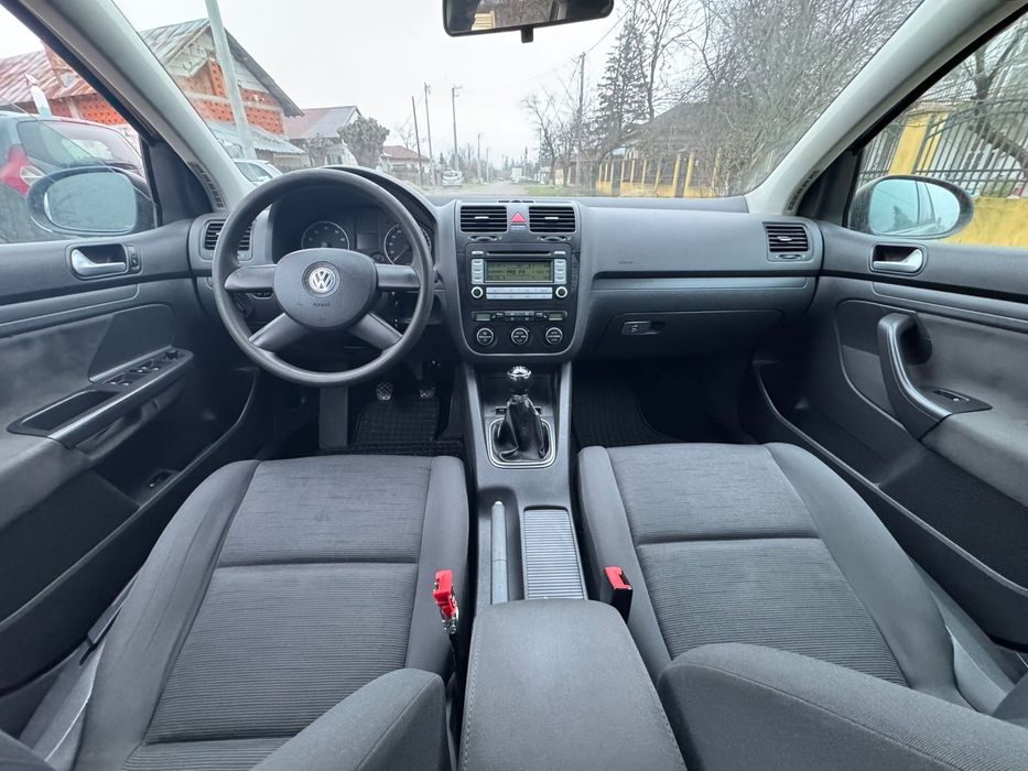 Vand Volkswagen Golf V 1.4mpi 2007