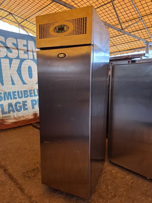 Frigider inox profesional