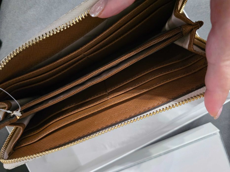 Дамски портфейл Michael Kors