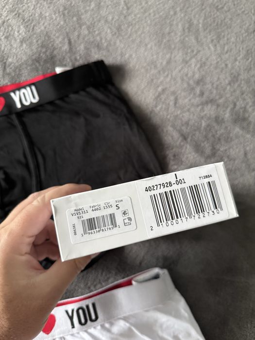 Moschino Love you set 2 boxeri alb si negru marimea S noi originali