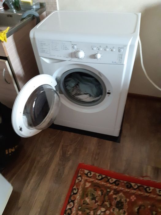 Продаётся стиральная машина