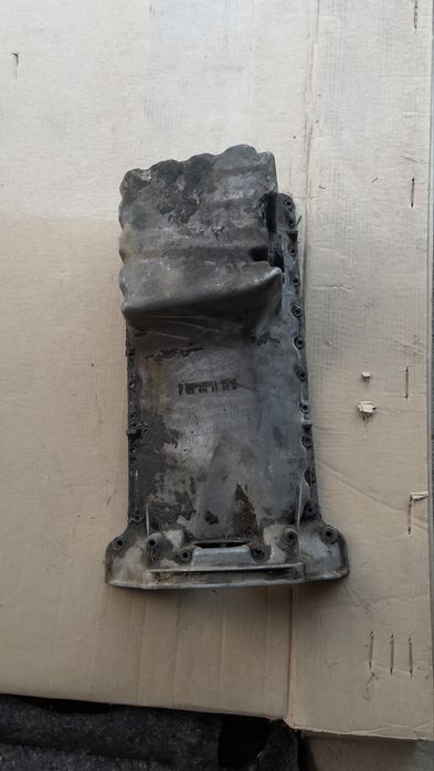 W124 ,190 М102 мотор 2.0 коленвал