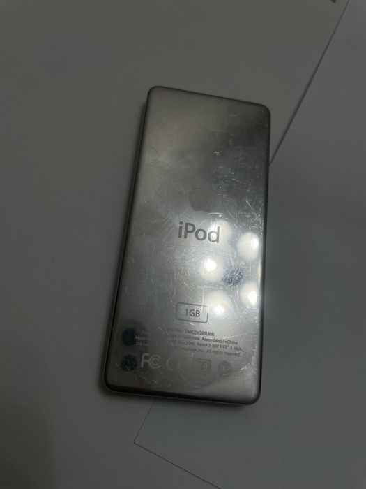 iPod Nano (1 поколение)