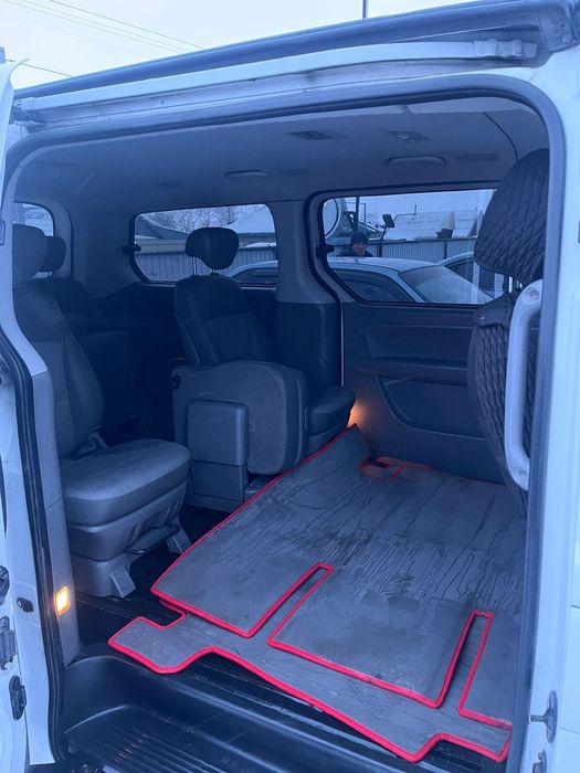 Продам Hyundai Grand Starekc