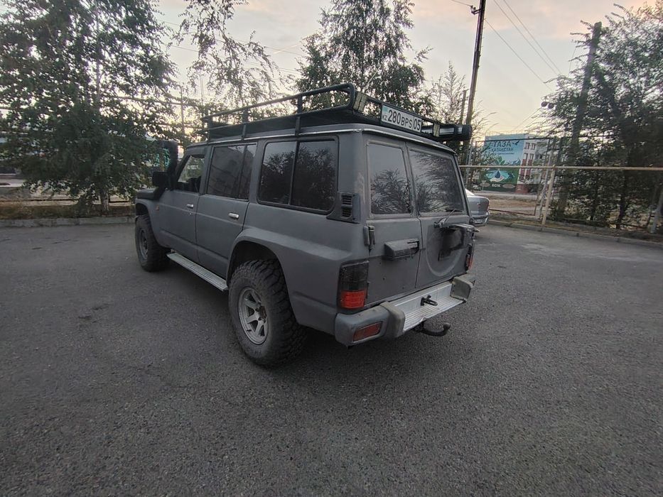 Nissan Patrol 1995 года