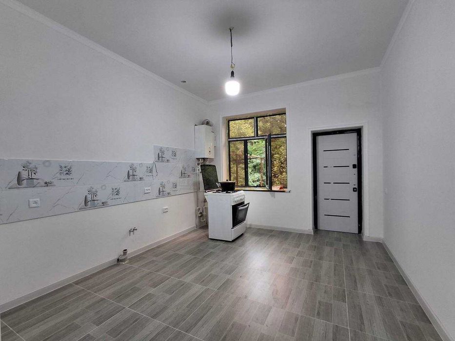 4.5 sotix hovli sotiladi, Chirchiq
