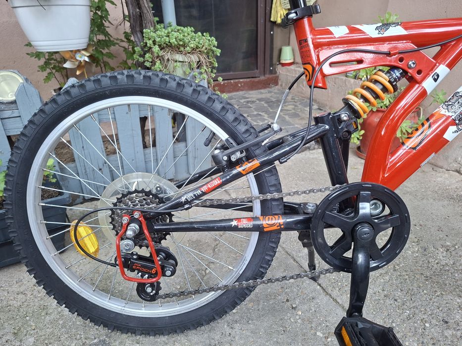 Bicii btwin pe 20"full suspension