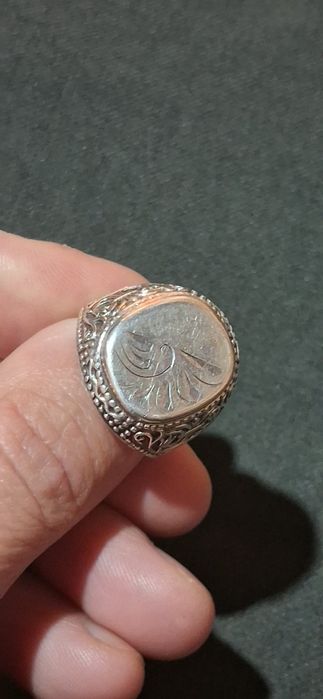 Кумуш узук сотилади