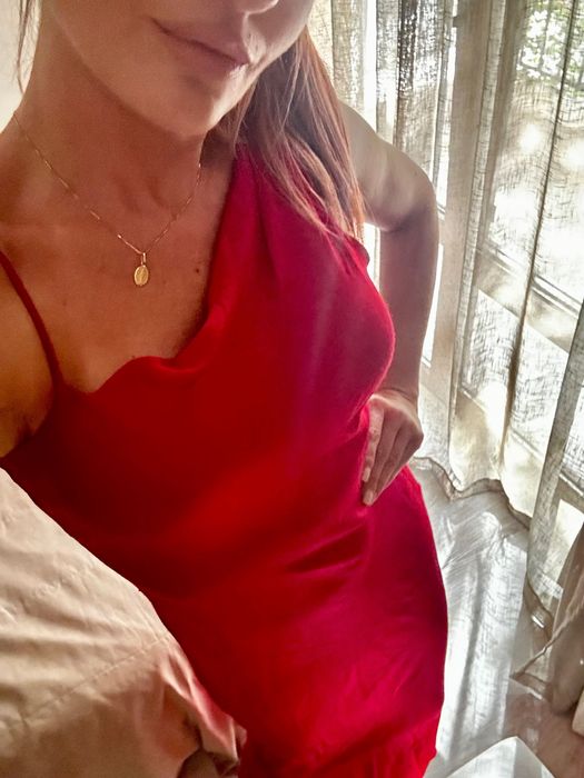 Червена рокля Марки Zara