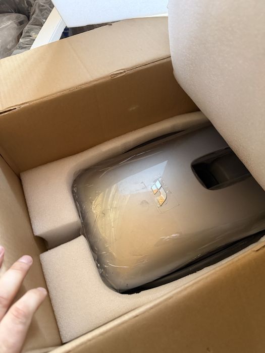 Продам зарядное устройство L6-L9