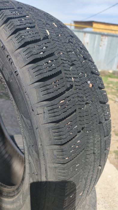 Комплект қыстық дөңгелектер сатам