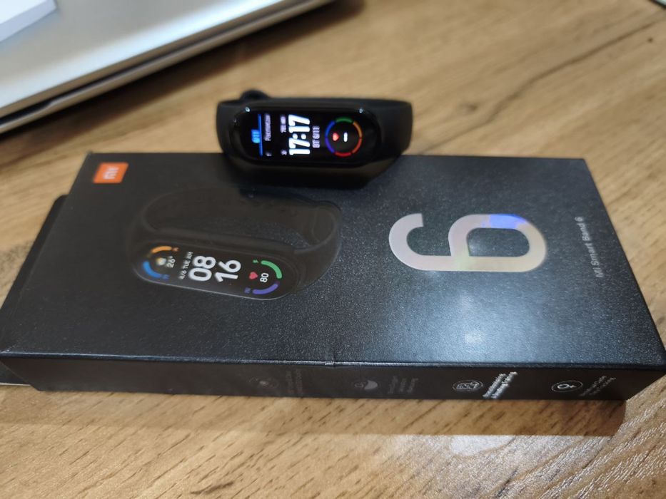 фитнес-браслет Xiaomi Mi Smart Band 6. Как новый
