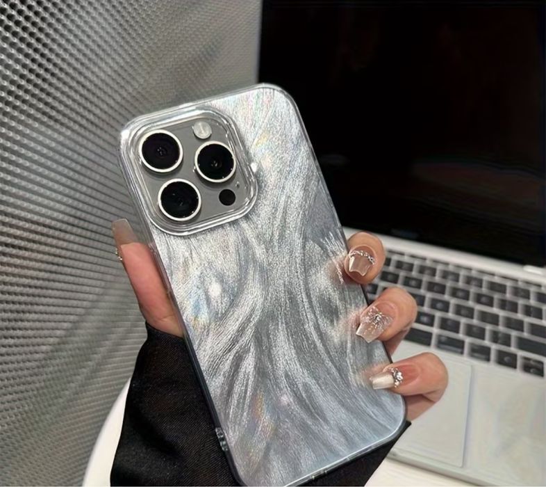 Чехлы на iphone 12