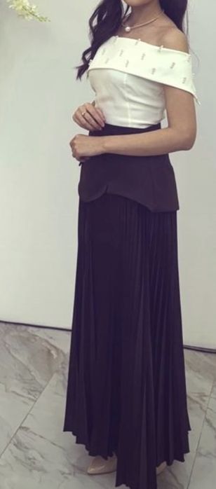 Корсет и юбка размер s