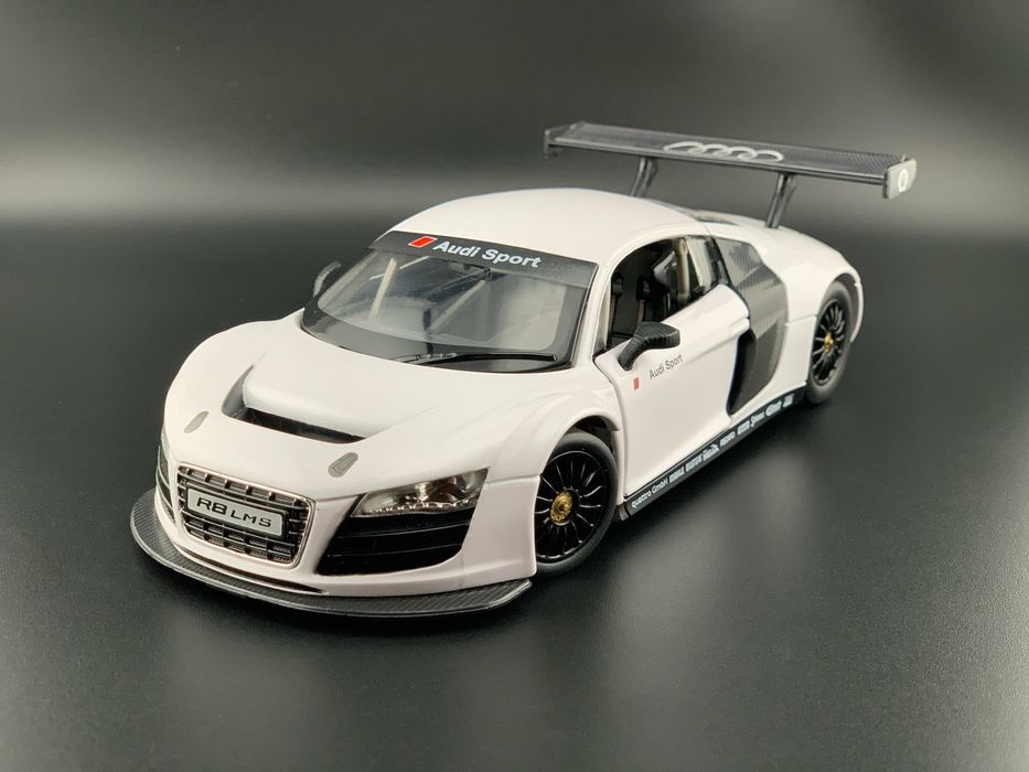 Macheta auto Audi R 8 LMS, Rastar, 1/24