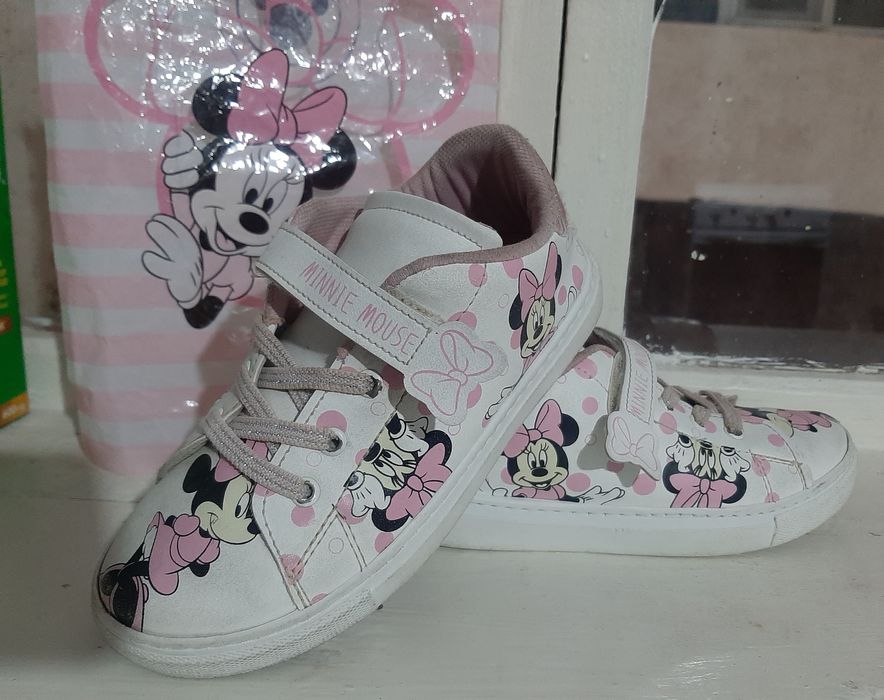 Детска кроссовка доя девочек