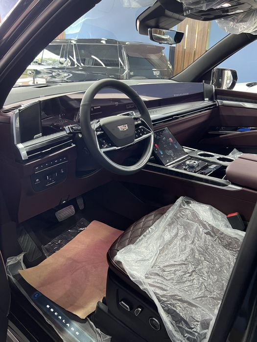 Cadillac Escalade Sport 600 New 2025
