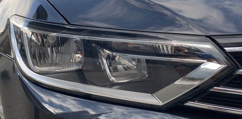 Оригинални фарове за Фолксваген Пасат Б8