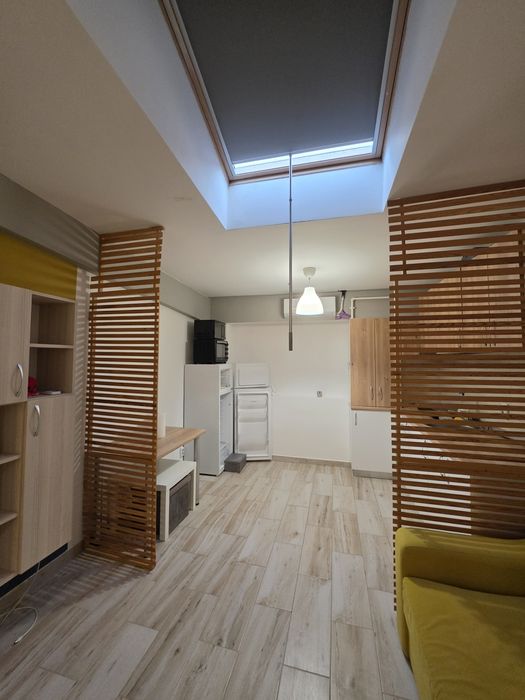 Garsonieră de închiriat – Apărătorii Patriei | 5 min metrou | 330 €/lună