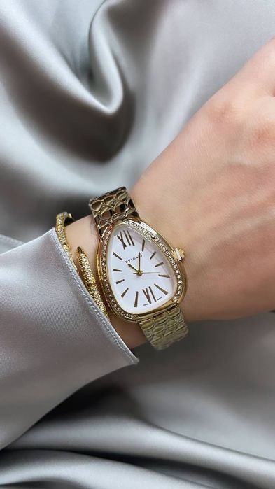 Женские наручные часы