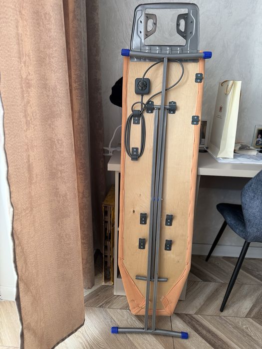 Утюг продам и доску