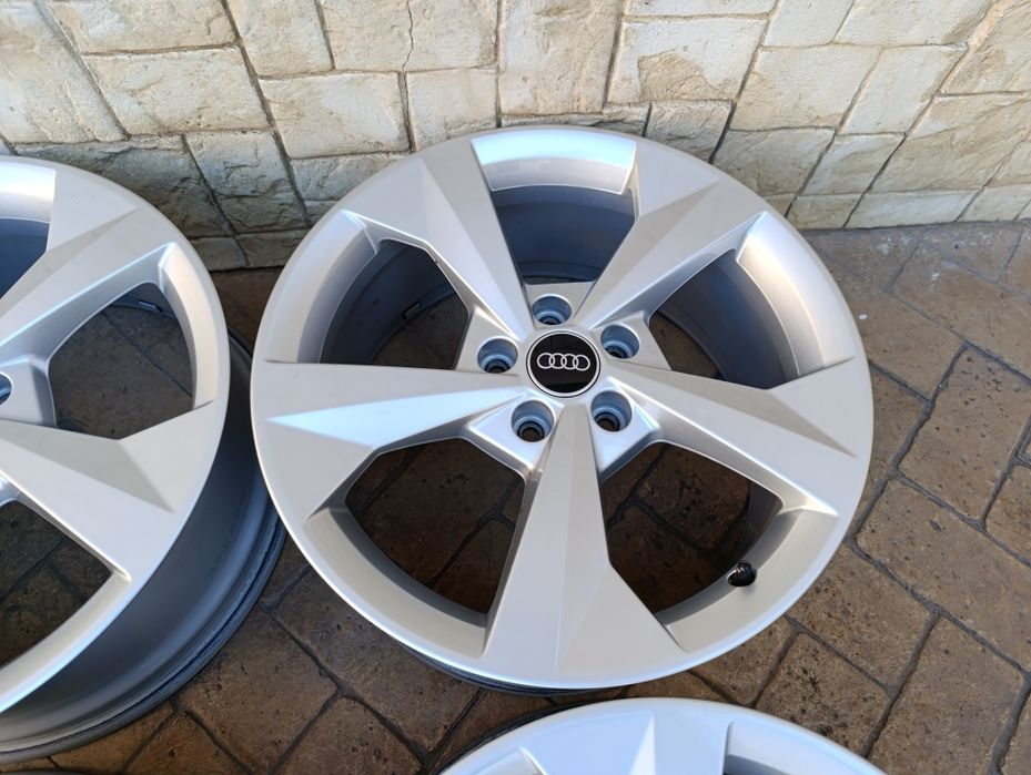 Оригинални джанти за Ауди 5х112 18 цола А3,Q3