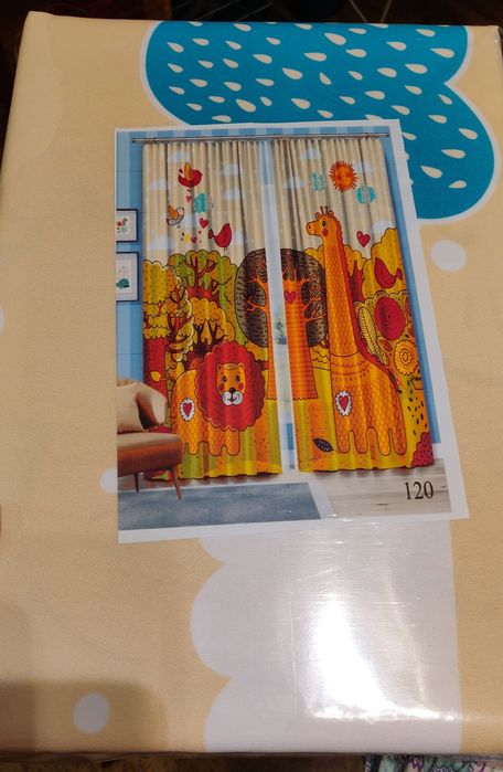 Продам новые комплект штор