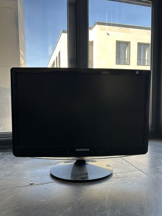 Мониторы на запчасти