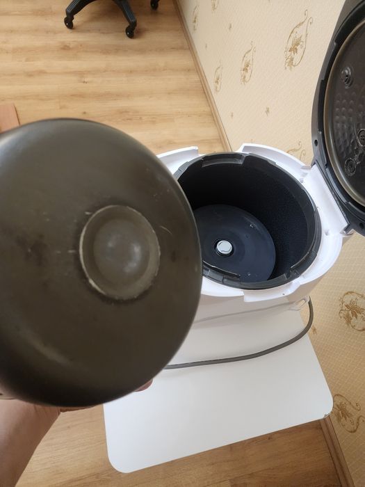 Продам рисоварку Cuckoo