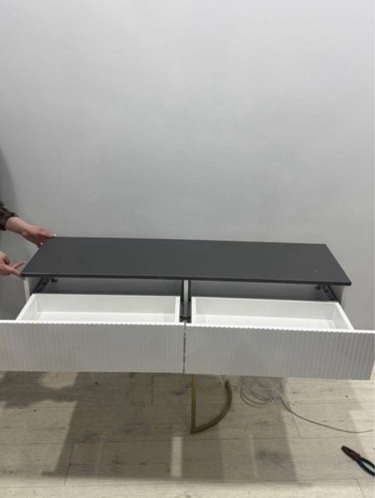 Туалетный столик в отличном состоянии