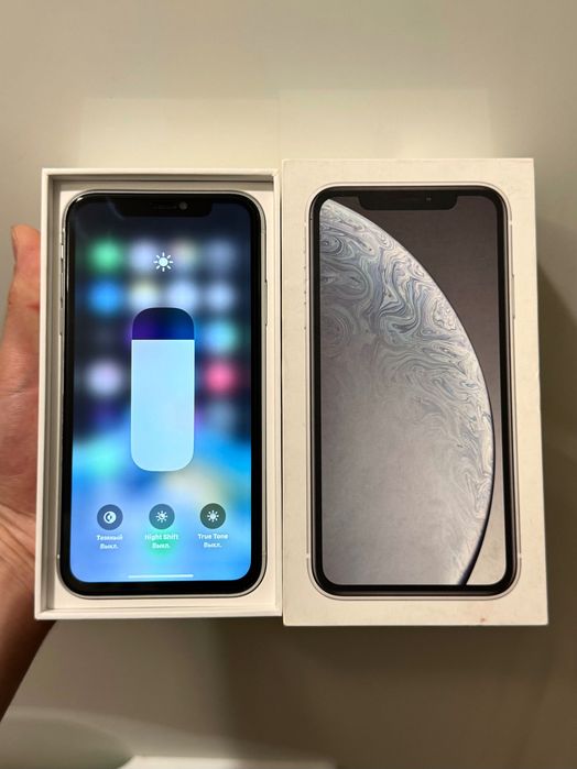 iPhone XR (64GB) ИДЕАЛ!