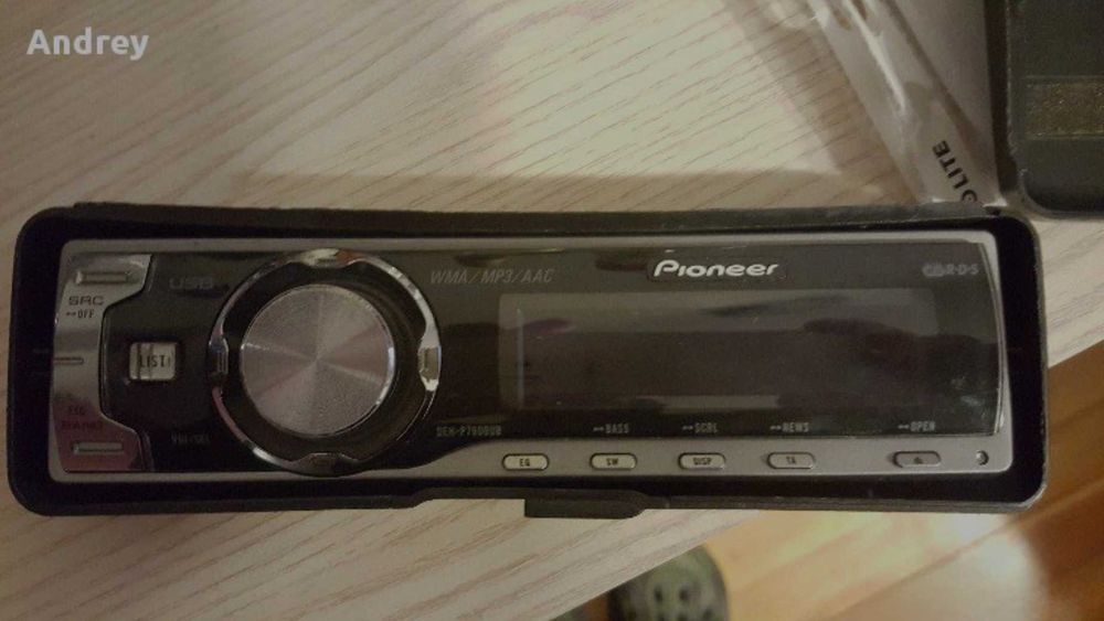 Продавам CD, буфер и усилвател!!!