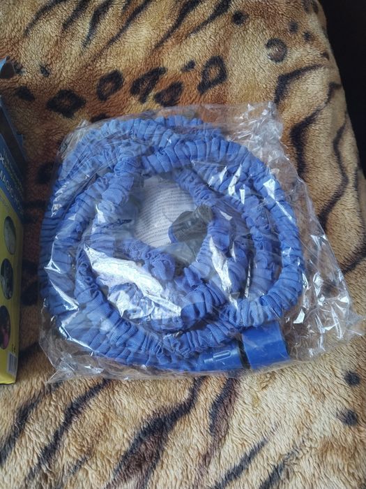 Продам поливочный шланг