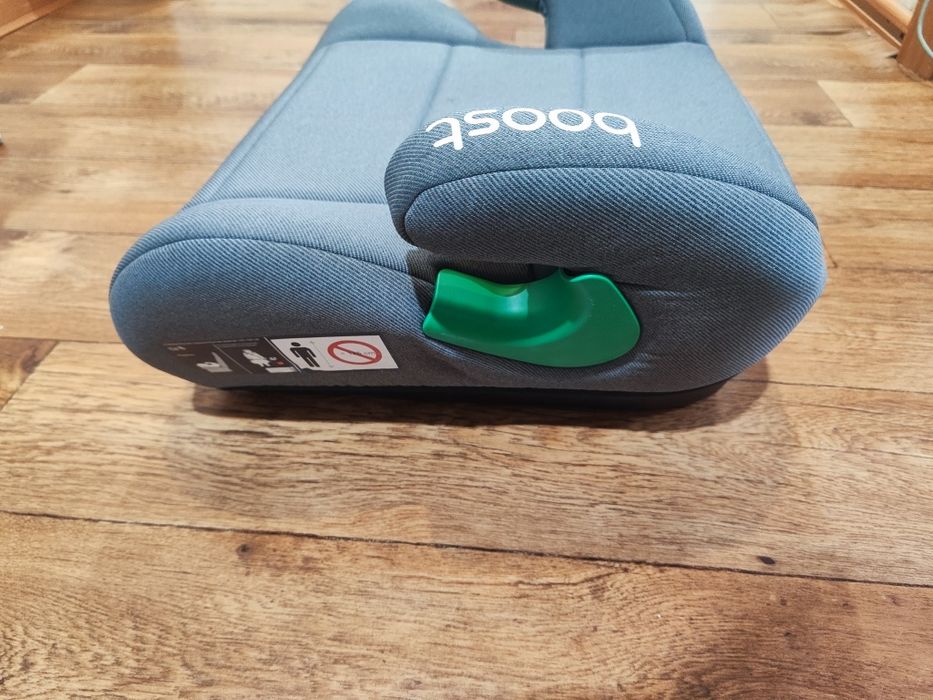 Продам Автокресло-бустер TOMIX "Boost"