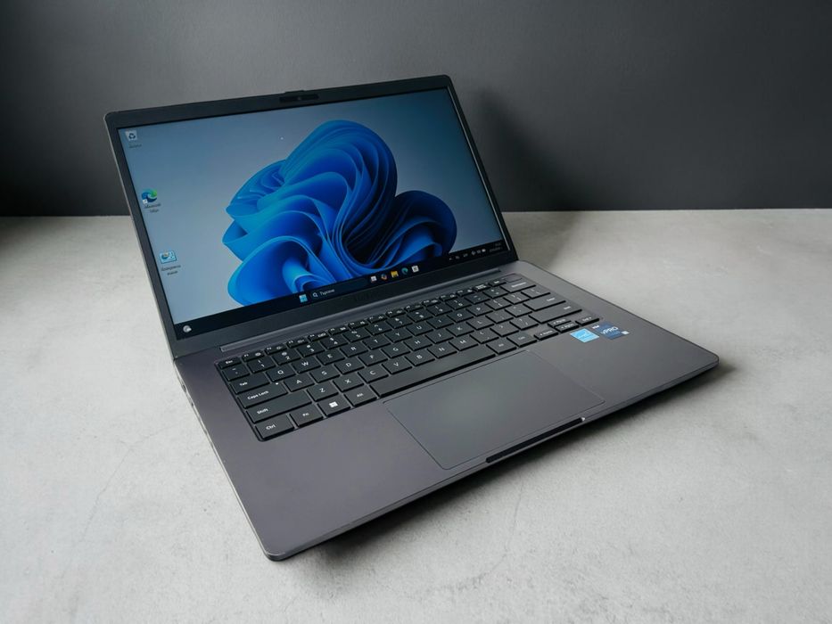 Лаптоп Samsung Galaxy Book 2 14" Full HD i5-1250P 16RAM 256SSD Гаранция!