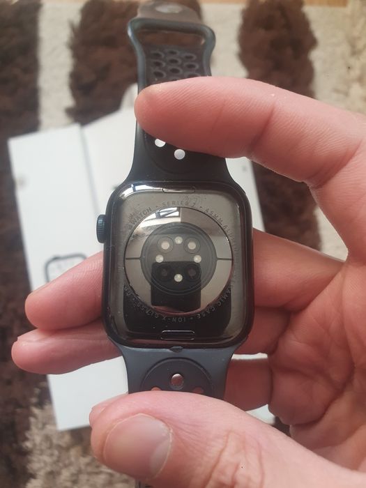 Продам apple watch 7 сери 45мм все раднойе