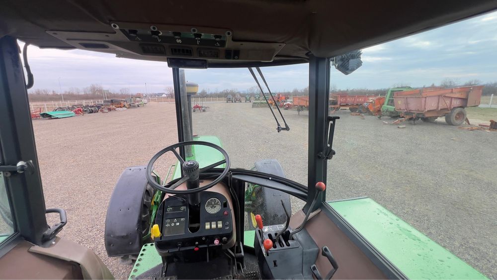 Tractor John Deere 3350