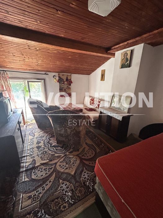 Дава се под наем Етаж от къща в Варна, м-т Траката - 75 кв.м за 348.84 € - Снимка #5