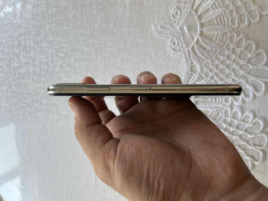 iPhone X
