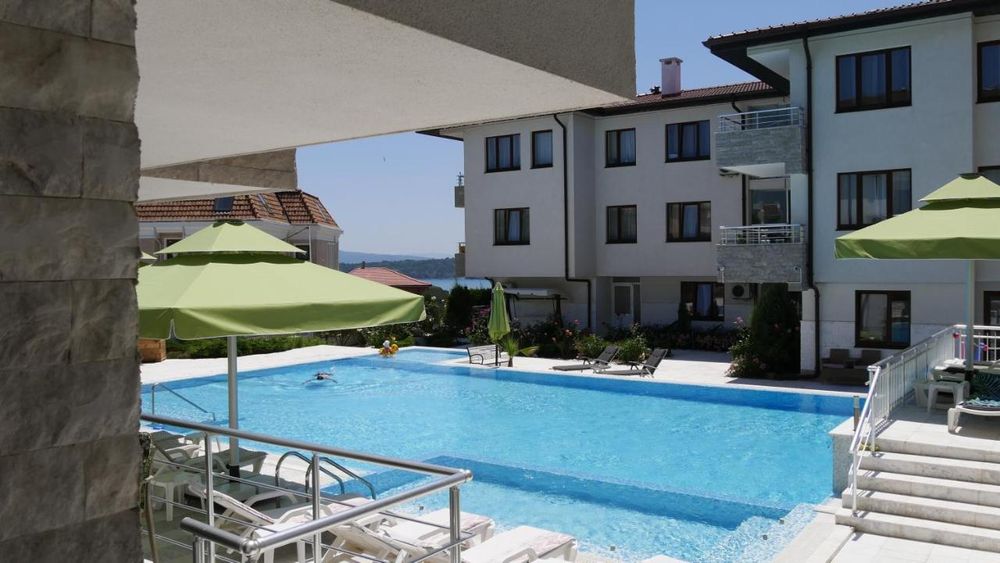 Дава се под наем Двустаен апартамент в Созопол - 50 кв.м за 81.6 € - Снимка #2