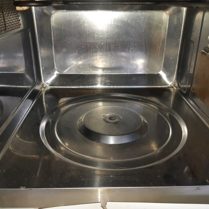 Комбинирана микровълнова фурна MDA Грил и конвекция