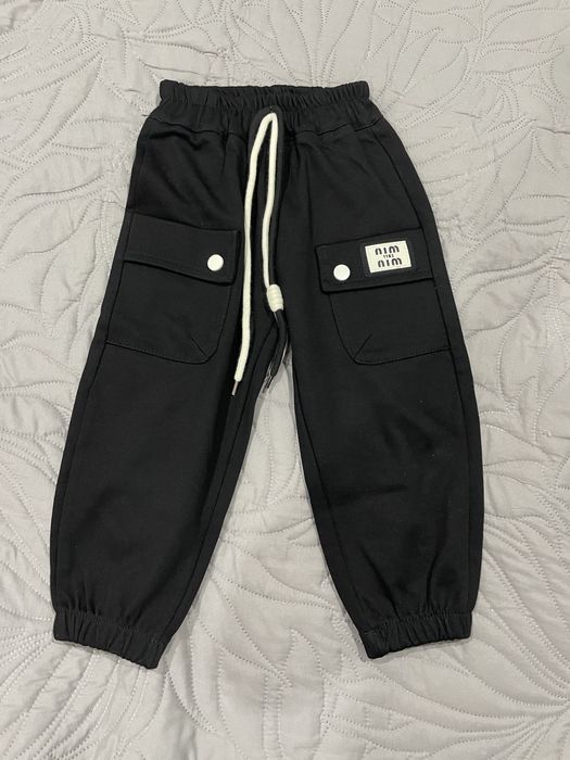 Каждая вещь по 1000 тг